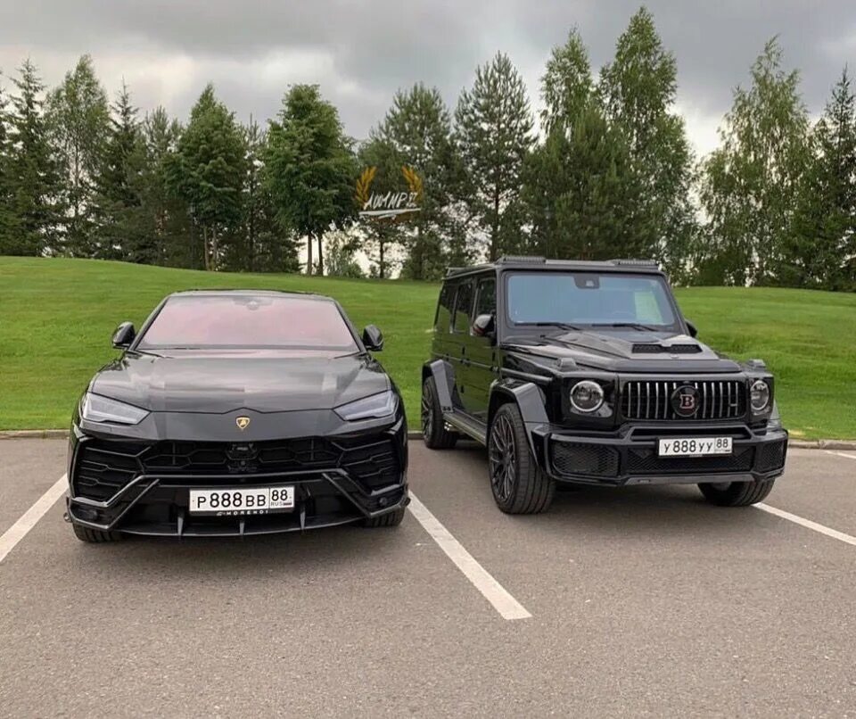 Включи где гелики. У888уу88 Brabus. G63 AMG И Роллс Ройс. Lamborghini Urus vs g63 AMG. G63 AMG vs Rolls Royce.