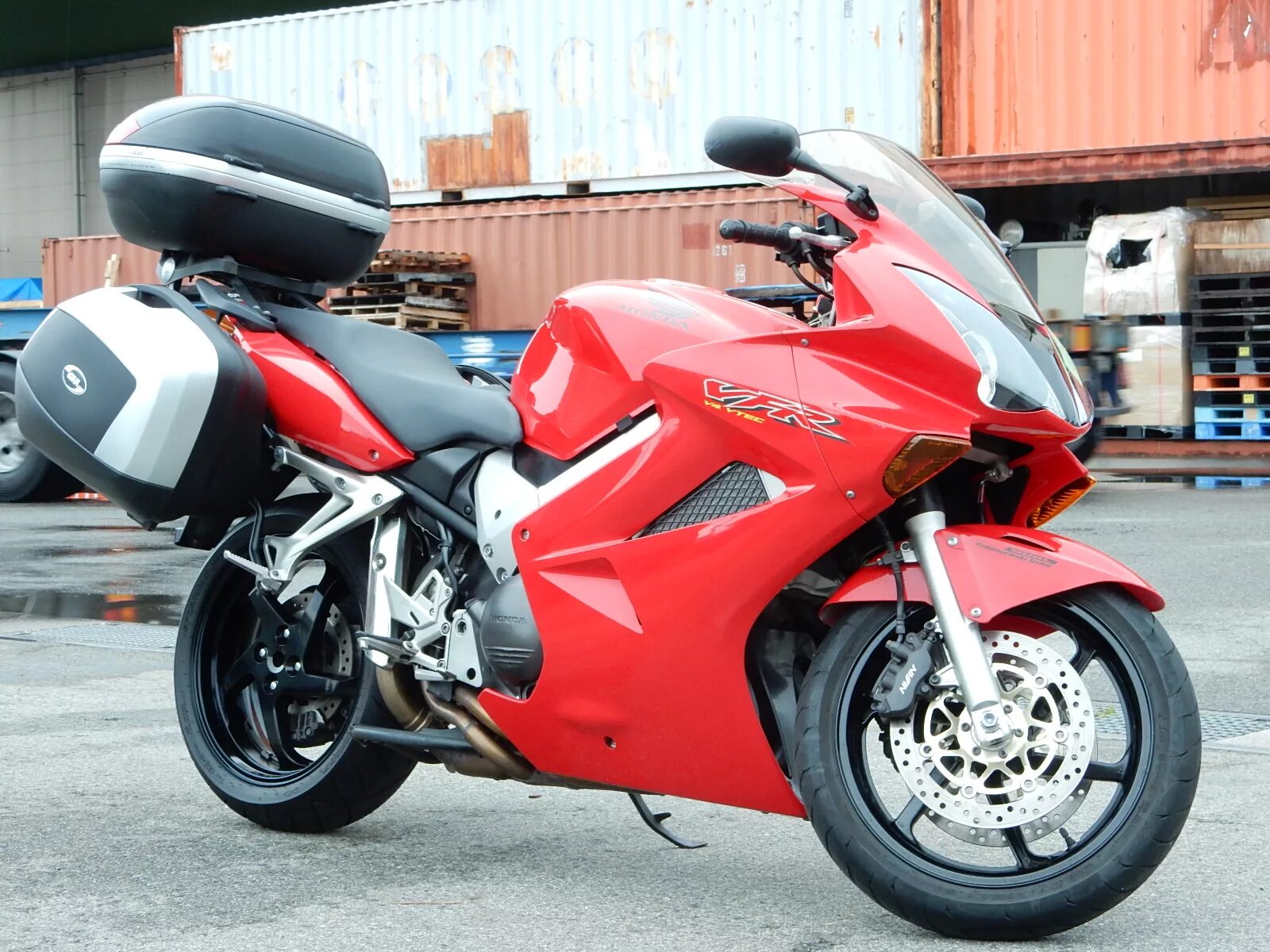 Honda VFR 800. Мотоцикл Honda VFR 800. Honda VFR 800 2002. Мотоцикл Хонда ВФР 800.