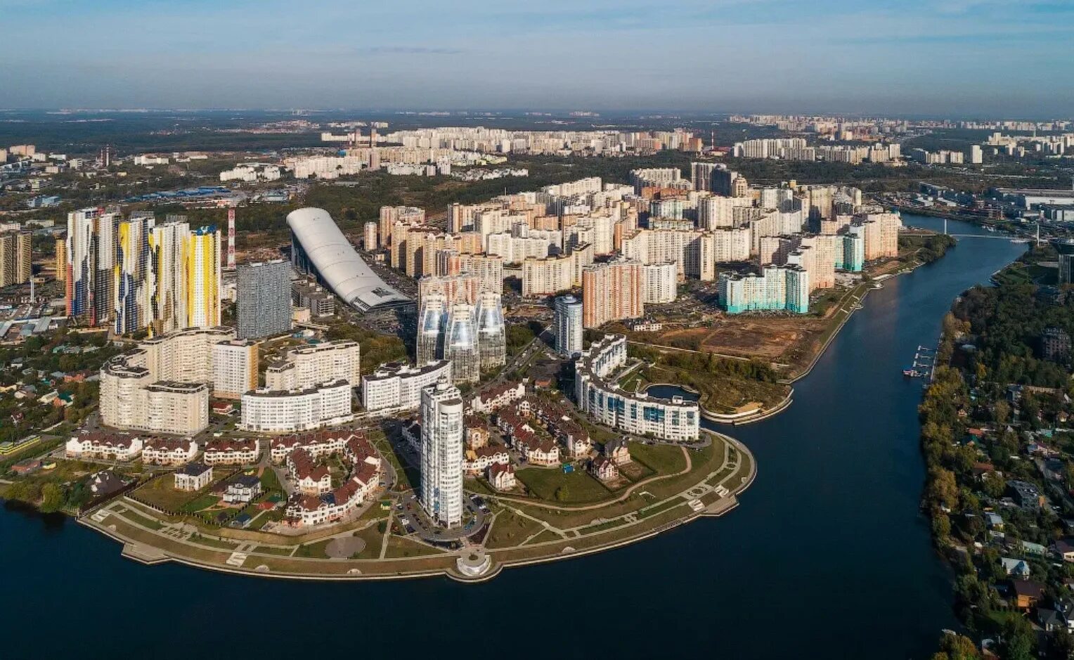 Красногорск это подмосковье. Павшинская Пойма Красногорск. Микрорайон Павшинская Пойма, Красногорск, Московская область. Павшинская Пойма с высоты птичьего полета. Москва Красногорск Павшинская Пойма.