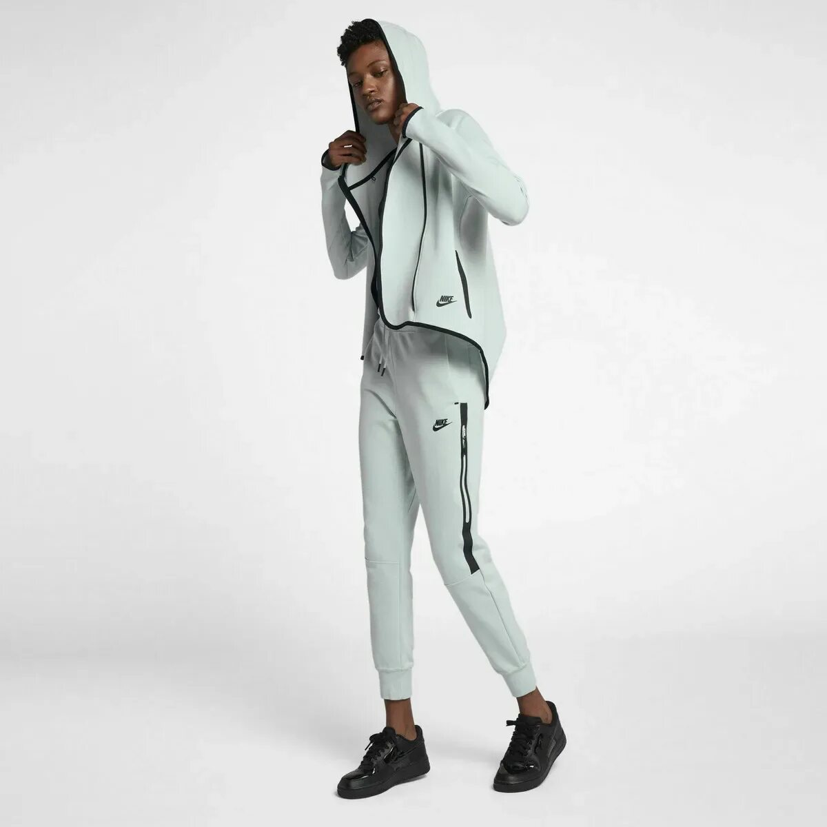 Nike Tech Fleece 2022. Nike Tech Fleece костюм белый. Nike Tech Fleece белая. Женский Кейп Nike Tech Fleece Cape.