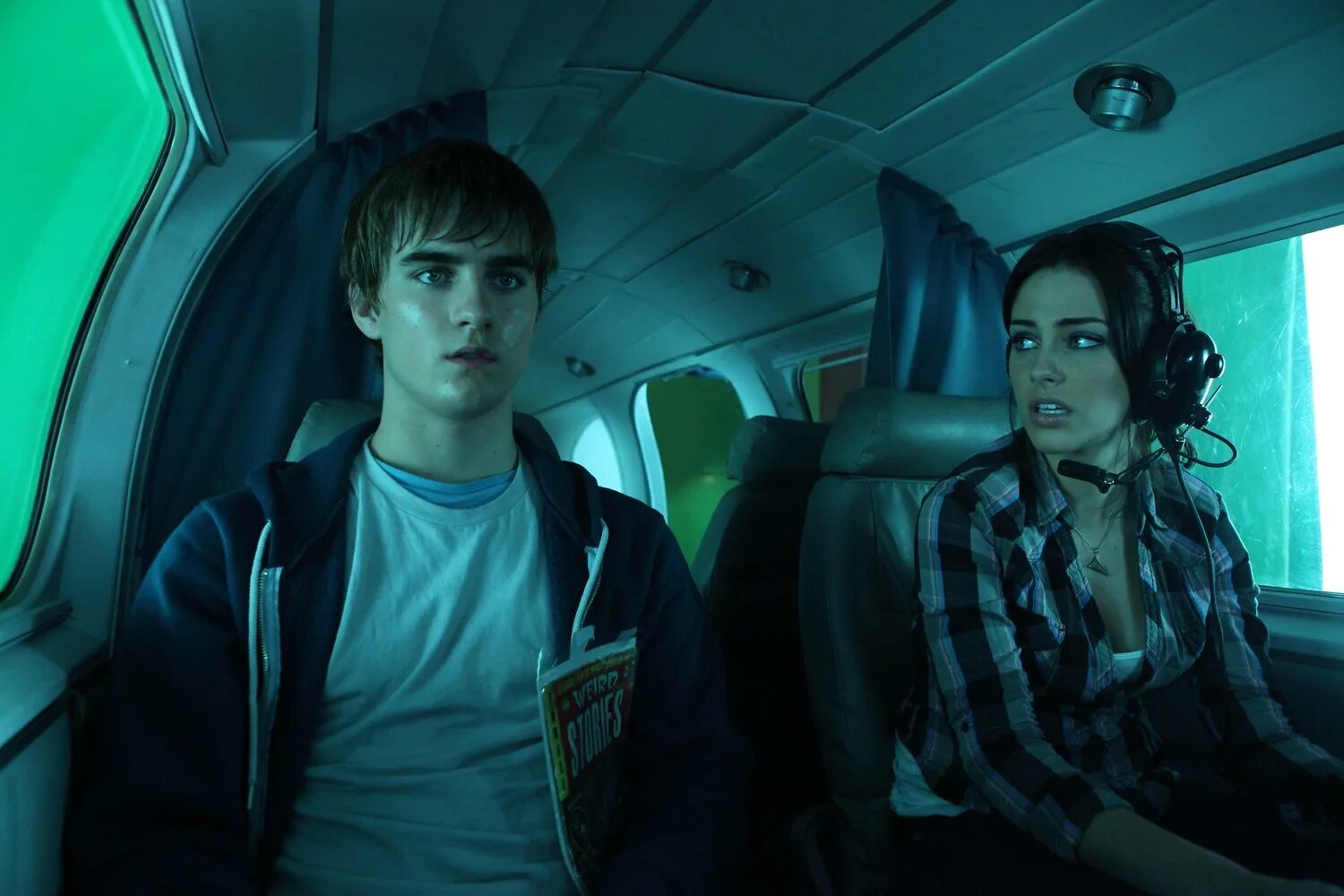 кайл чандлер супер 8. джерард батлер фильм геймер. джерард батлер геймер. лэндон либуарон. стать их 8.