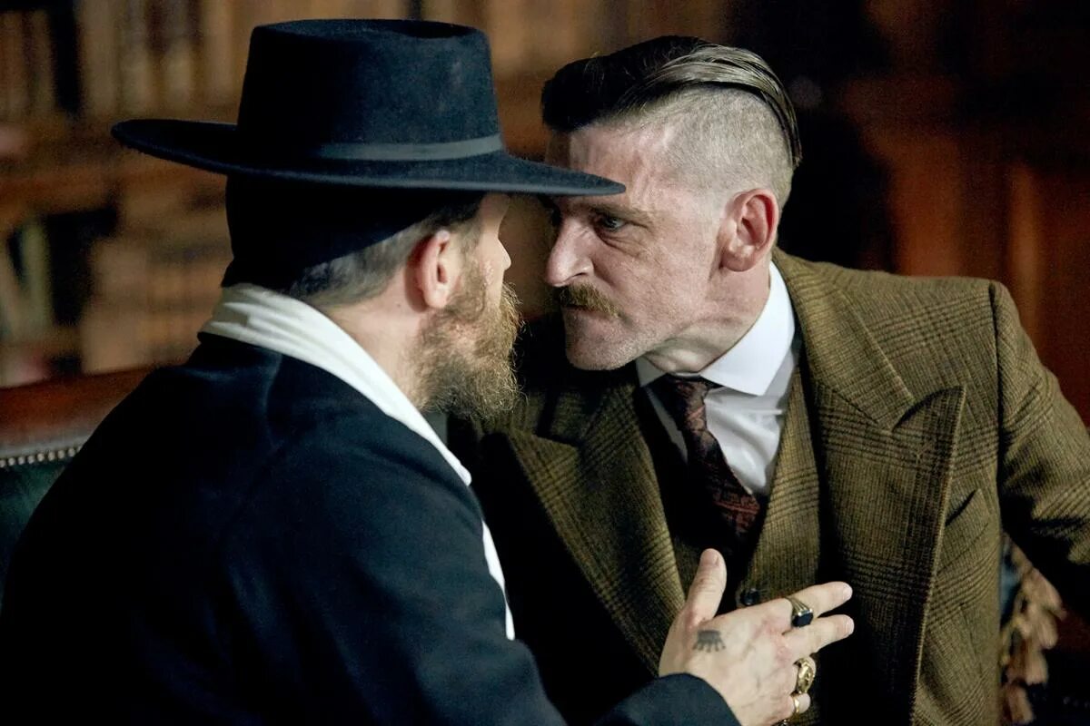 острые козырьки суть. острые козырьки суть. семья томаса шелби острые козырьки. острые козырьки дюк шелби. острые козырьки суть.