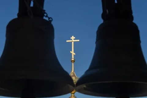 Церковь звонит