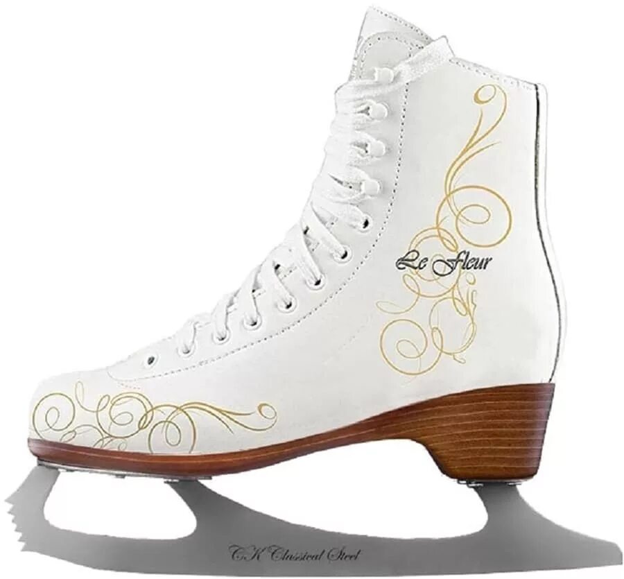 зимний фон с коньками. к чему снится ездить на коньках. к чему снятся коньки женщине. красивые фигурные коньки. катание на коньках.