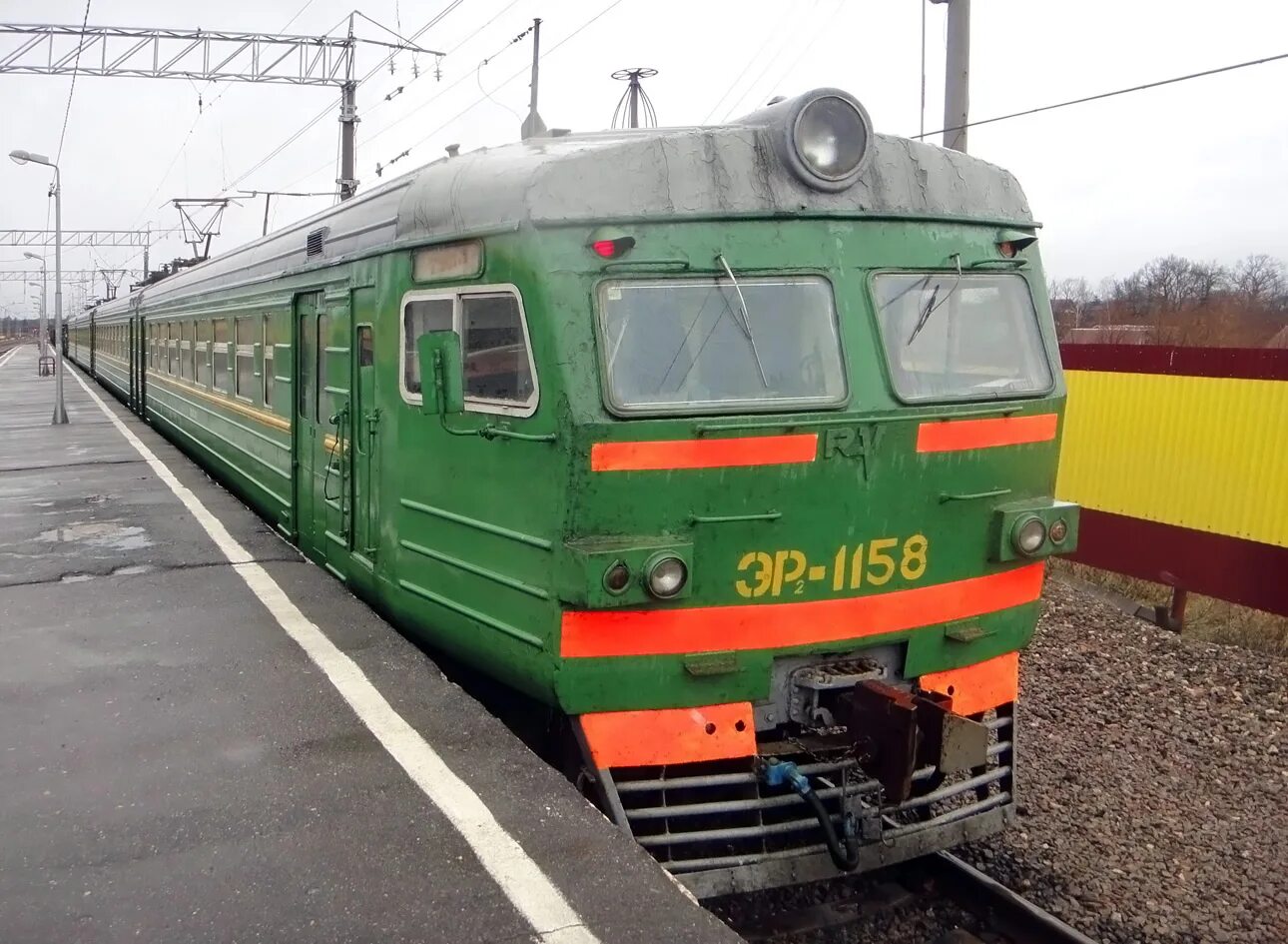 Вокзал тарусская. Эр2 1158. Ст Тарусская. Станция Тарусская Тульская область фото.