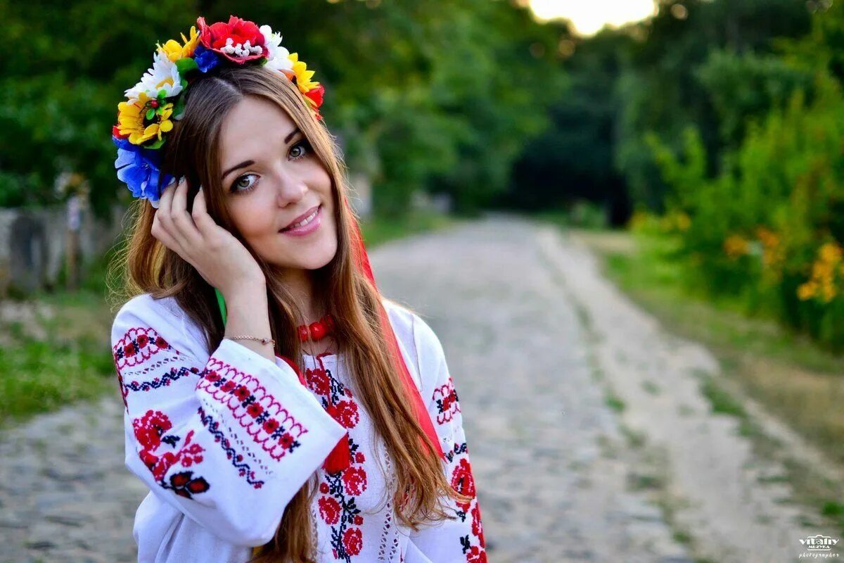 На украинском языке красивая женщина. Красивые украинские женщины. Украинские женщины. Украинки самые красивые девушки. Красивые славянские девушки.