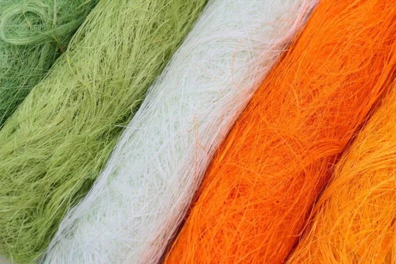 Сизаль изумрудный. Сетка сизаль. Сизаль во флористике. Наполнитель сизалевое волокном. Наполнитель сизаль.