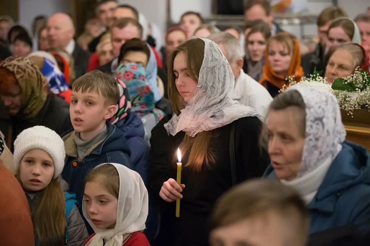 В пост какой платок одевать в церковь