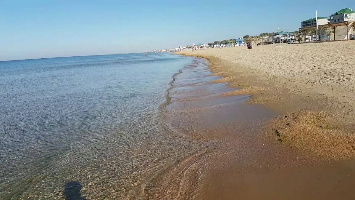 Витязево пляжи отзывы. Черное море Анапа Витязево. Пляж Витязево в Анапе. Анапа Витязево центр. Анапа Витязево 2023 море.