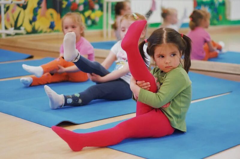 Дворец спорта пушкино набережная ул 8. Лечебная гимнастика лфк. Фитнес дети. Занятия для детей пушкино. Занятия для детей пушкино.