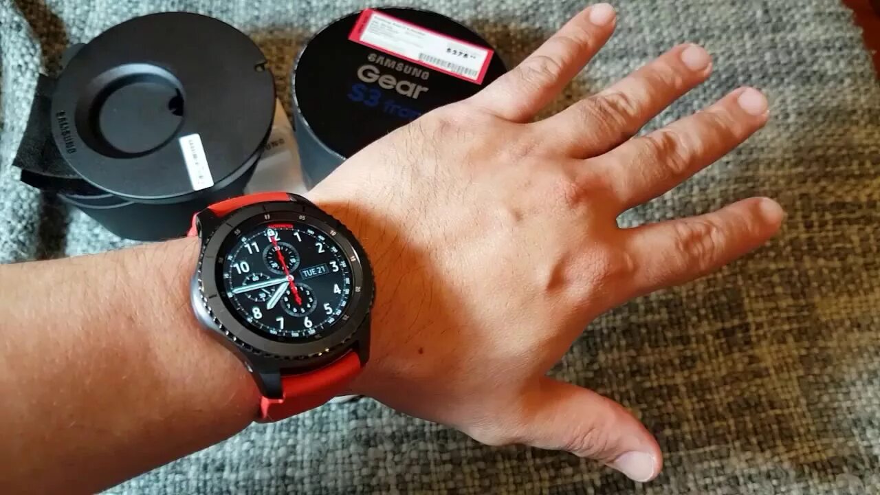 Циферблат часов galaxy watch. Циферблаты для samsung gear s3 frontier. samsung galaxy s3 циферблат. циферблаты для часов самсунг gear s3. циферблаты самсунг геар с3.