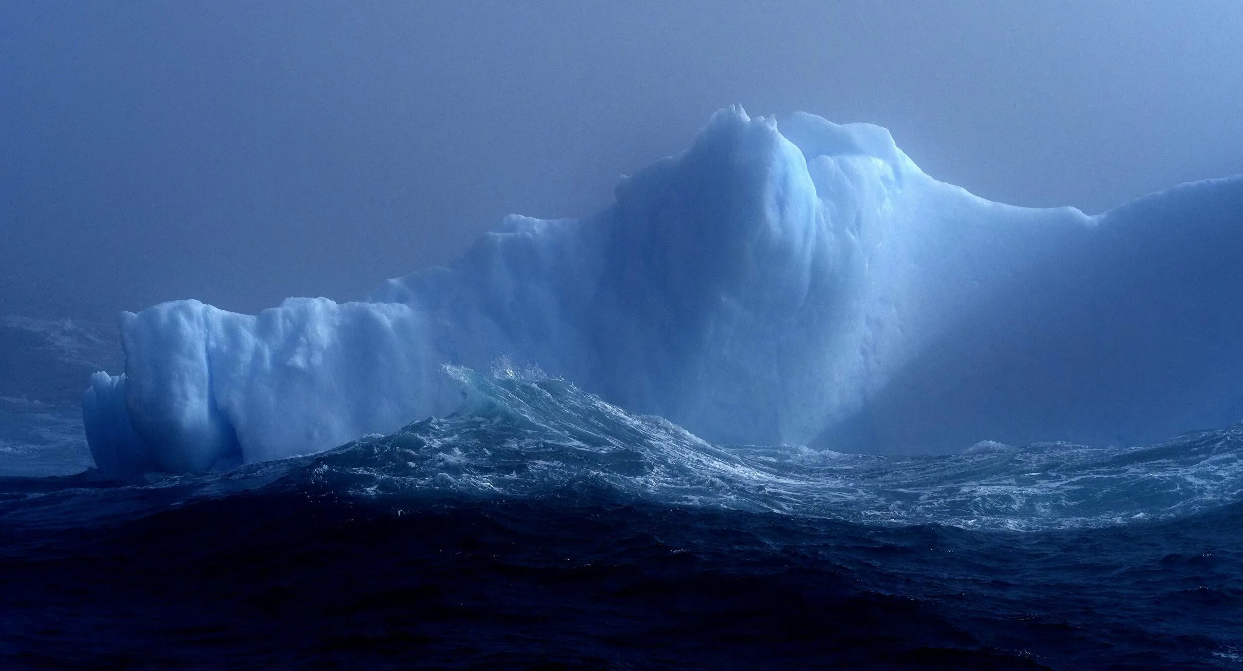 Южный океан г. Южный океан. Айсберг Ламберта. Южный океан фото. Южный мировой океан.