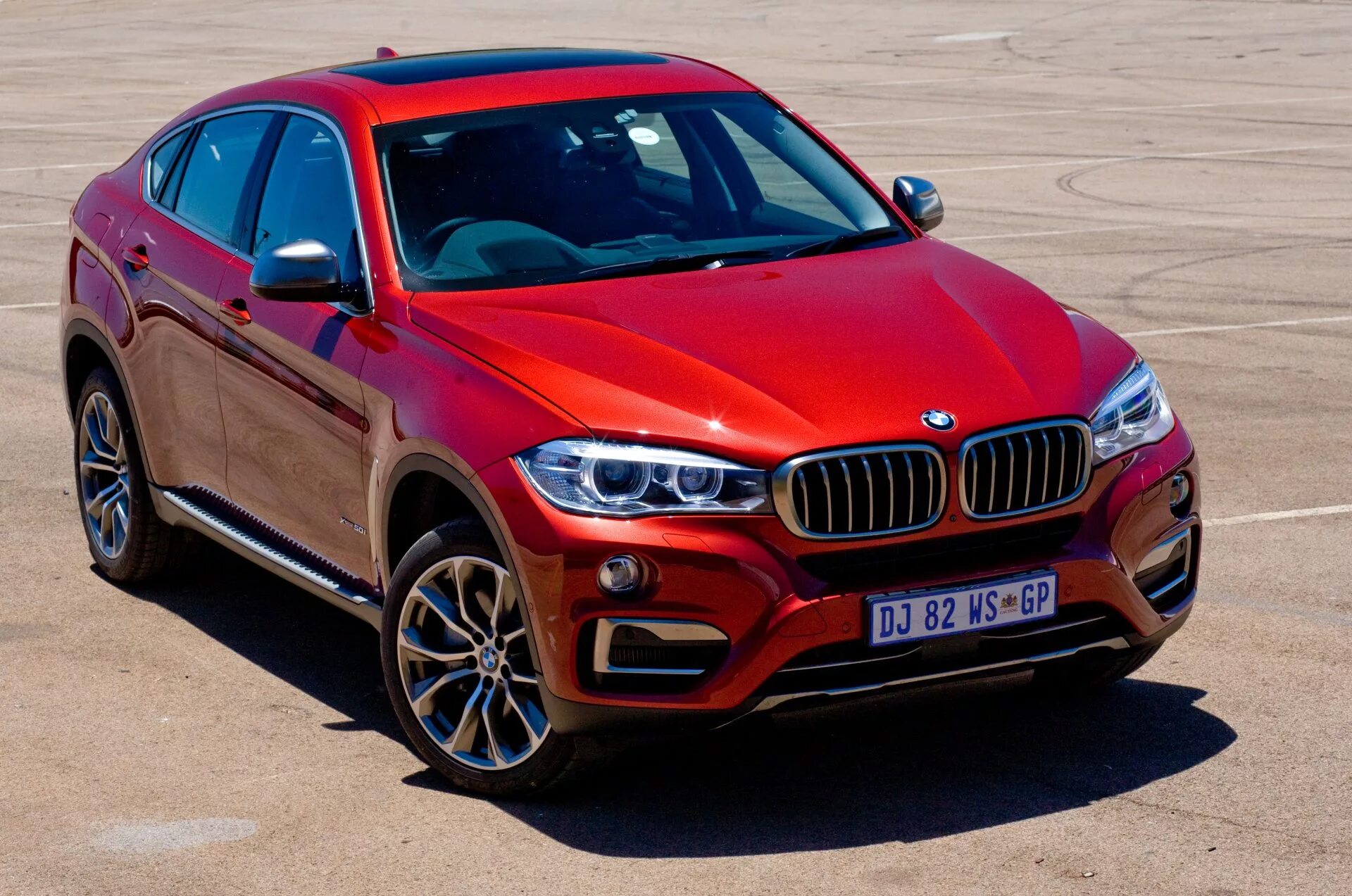 BMW x6 f16 красная. БМВ Икс 6 красная. Красный БМВ х6 новый. Красный BMW x6 xdrive35i.