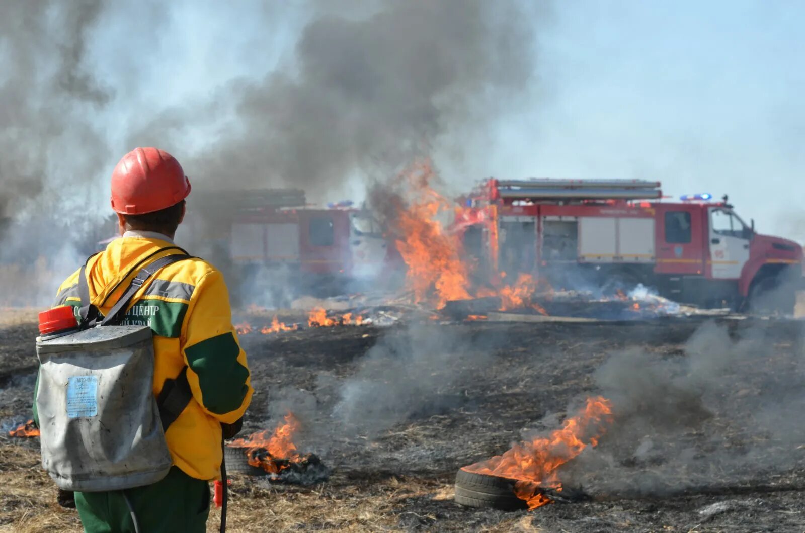 Пожары. Вчерашний пожар в красноярске. Красноярские пожары. Пожар в березовке красноярского края. Пожары в красноярском крае.