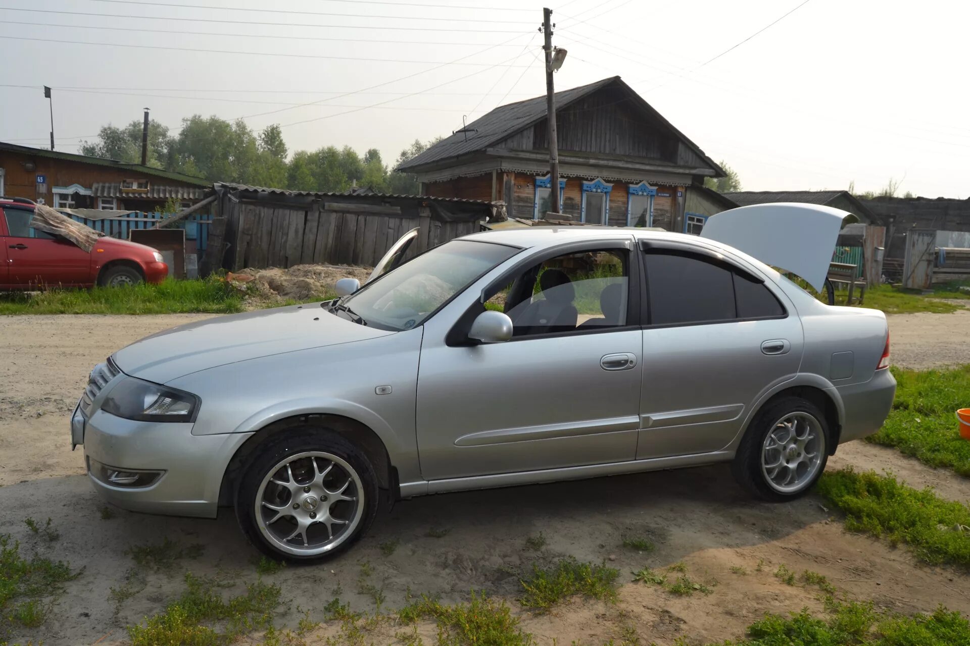 Колеса на ниссан альмеру. Ниссан Альмера Классик r15. Nissan Almera Classic диски r15. Ниссан Альмера Классик 1. Nissan Almera Classic b10 диски.