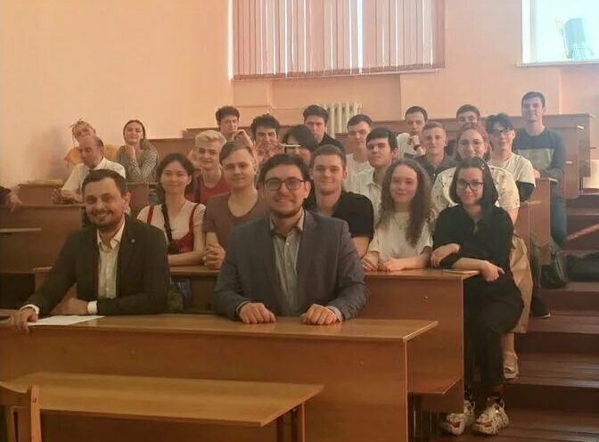 С днем выпускника. Встреча выпускников юфу 18 мая 2024. День выпускника юфу. Выпускной юфу 2021. День выпускника юфу.