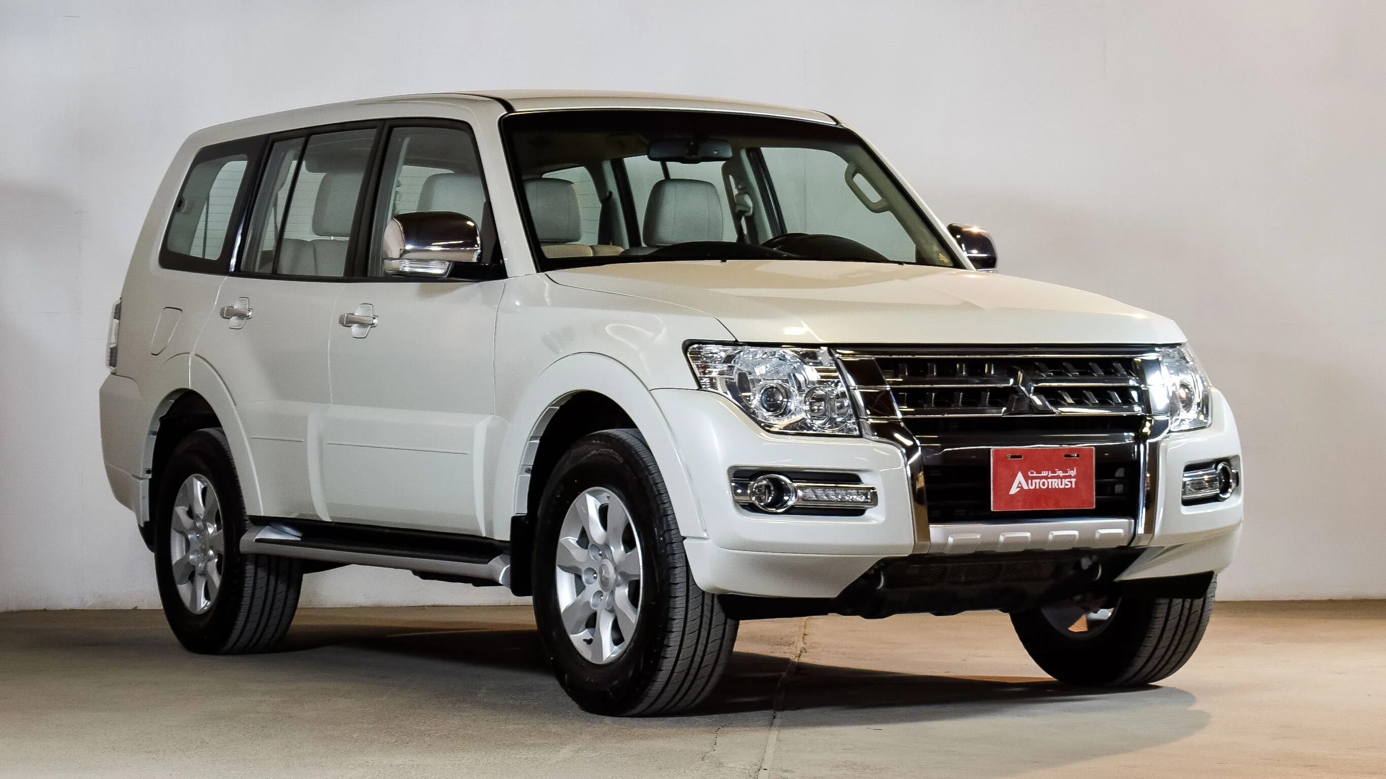 Mitsubishi pajero 2016. Мицубиси Паджеро 2016. Mitsubishi Pajero GLS v6. Mitsubishi Pajero v6 GLS 2022 белая.