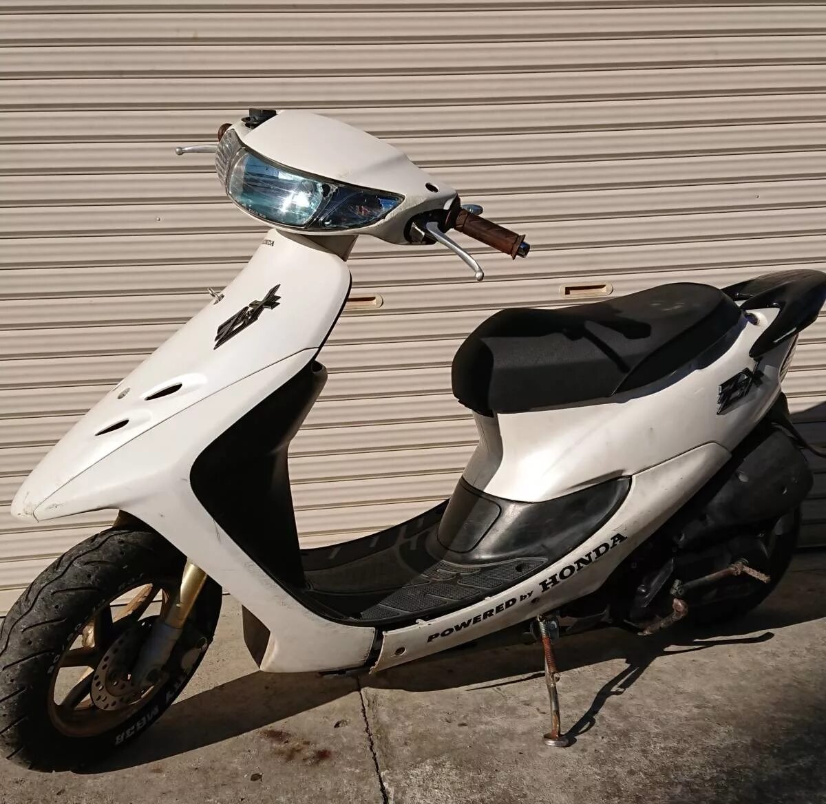 Хонда дио 35. Скутер honda dio 35 zx. Скутер honda dio 35 zx. Скутер honda dio 35 zx. Мопед honda dio аф35.