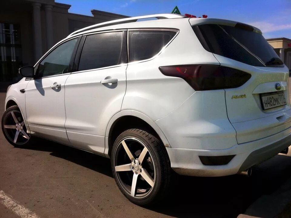 Форд куга r17. Диски на Форд Куга r19. Форд Куга 2 r18. Ford Kuga 1 r17. Диски r18 Ford Kuga 1.