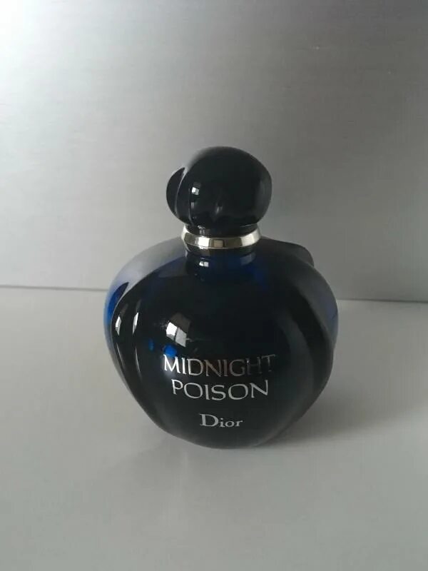 Миднайт пуазон. Духи Midnight Poison. Пуазон о́тливант. Midnight Poison пирамида.