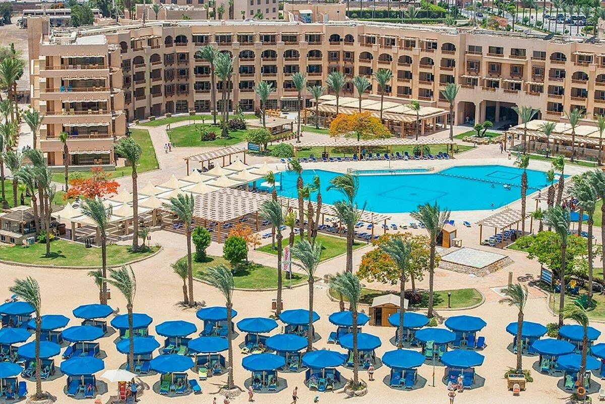 Continental hurghada. Отель Мовенпик Хургада 5 звезд. Отель Континенталь Хургада 5 звезд все включено.