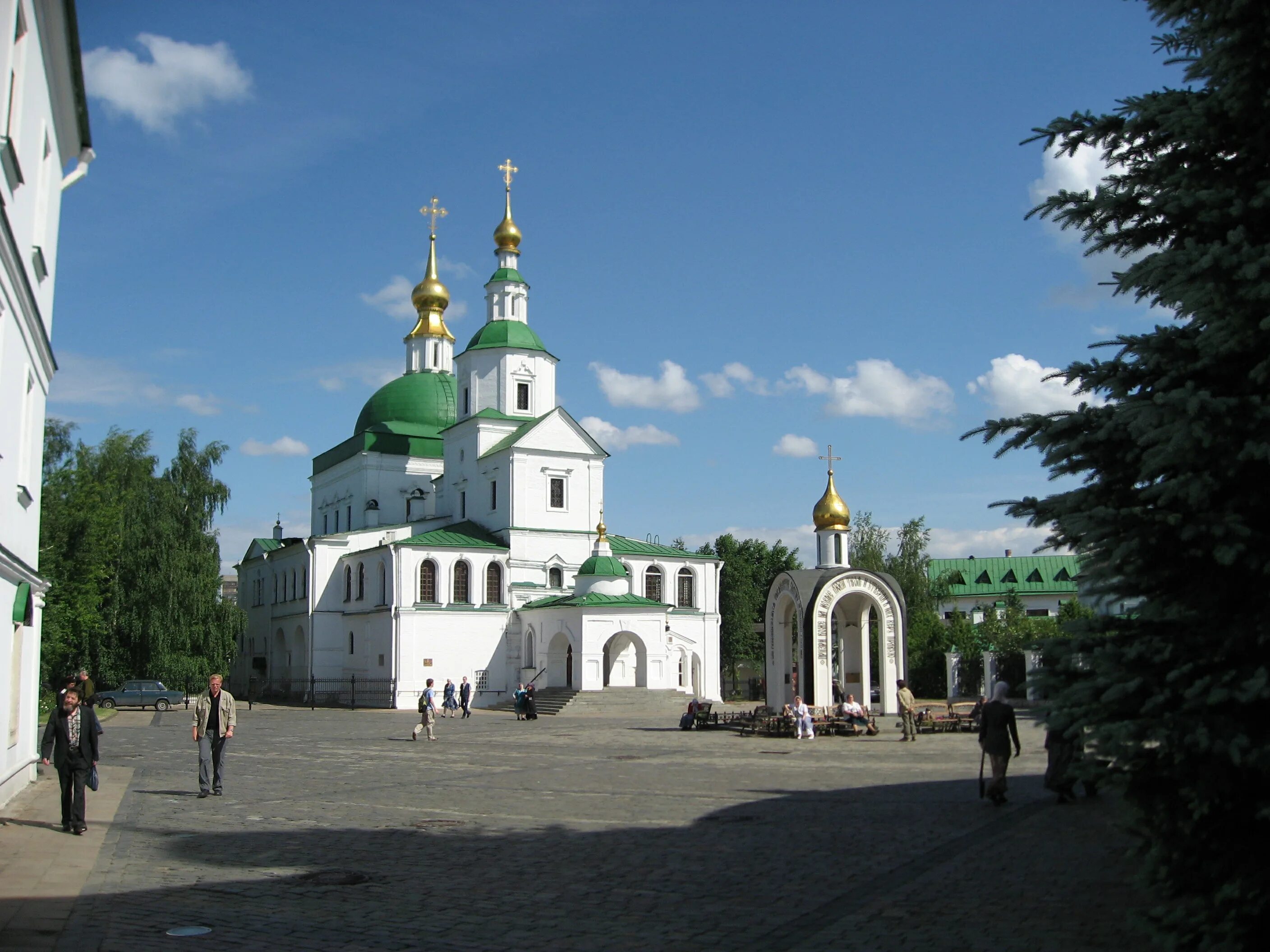 Свято даниловский монастырь. Свято-Данилов монастырь в Москве. Московский Даниловский монастырь. Данилов (Свято-Данилов) монастырь в Москве. Свято-Данилов мужской ставропигиальный монастырь.