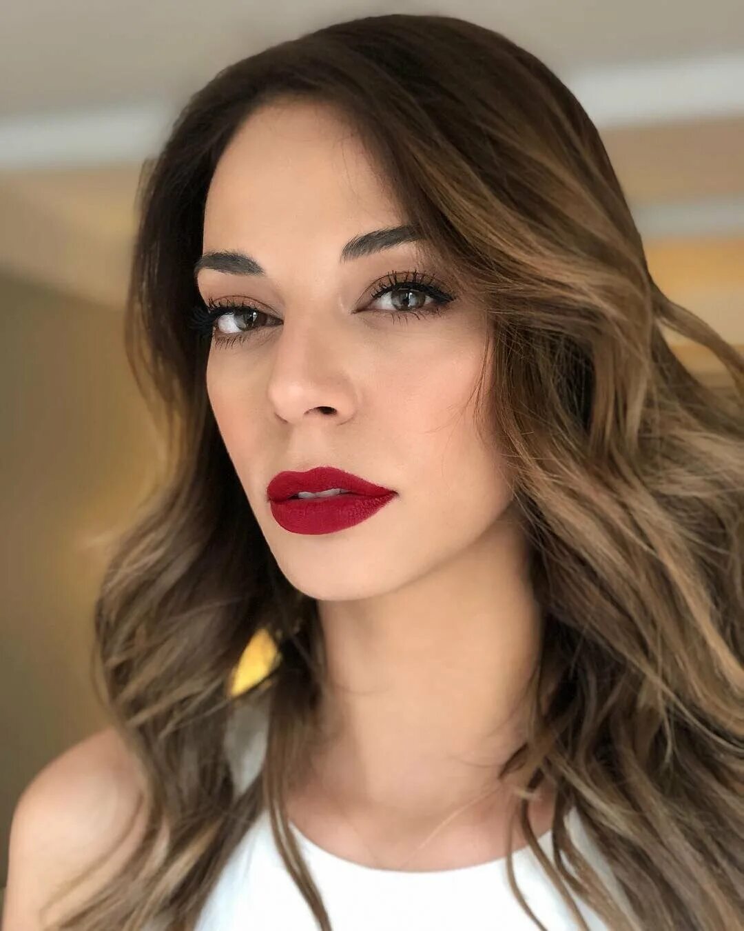 туче карабаджак. тугче карабаджак сериалы. тугче карабаджак hot. тугче кумрал. тугче карабаджак 2022.