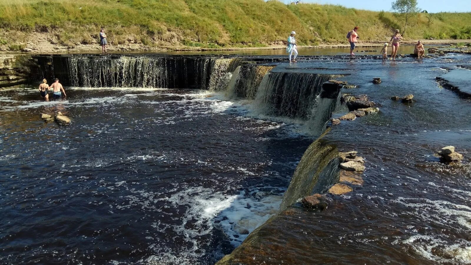 Большой тосненский водопад. Саблинские водопады. Тосненский водопад в Ленинградской. Большой Саблинский водопад.