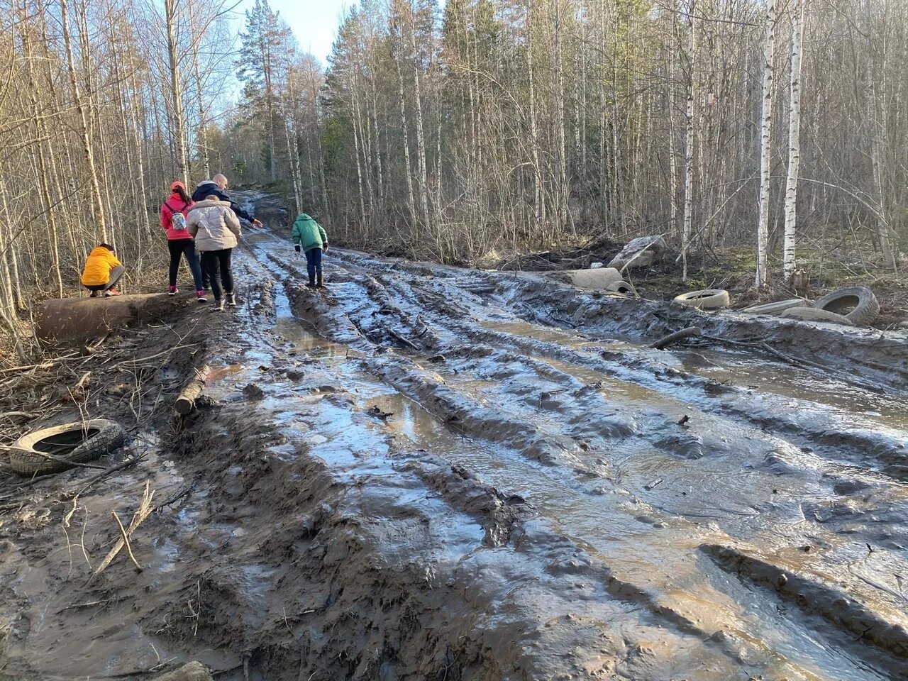 Плохие дороги в россии. Плохая дорога. Ужасные дороги. Плохие дороги. Российские дороги.