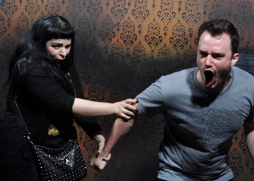 Офигевшее лицо. Джек николсон. Испуганный человек. Смешные люди пугают. Смешные люди пугают.