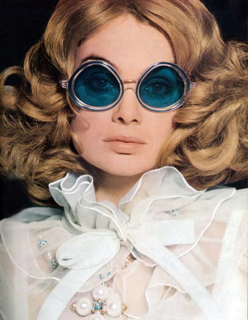 Épinglé par Carol Carr sur Seeing Double Lunettes de soleil vintage, Lunettes, C