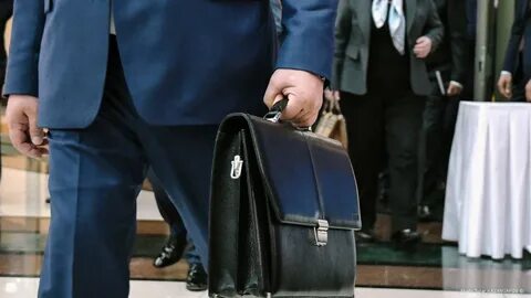 Увольнение в отставку