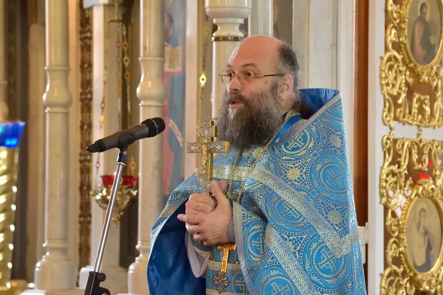 слушать батюшку дмитрия