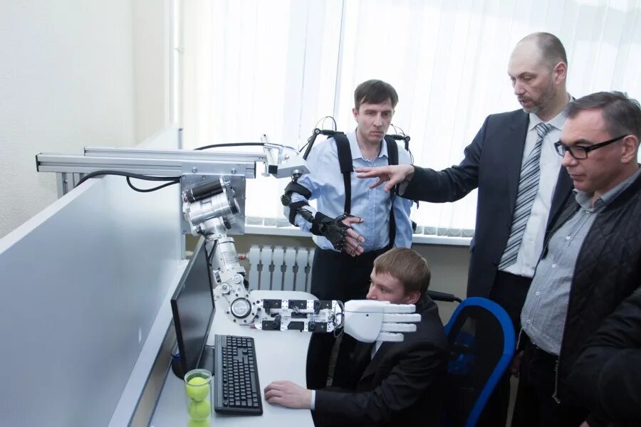 лаборатория робототехники. лабораторная робототехника. роботизированная лаборатория. научный проект фото. робототехника для детей в омске.