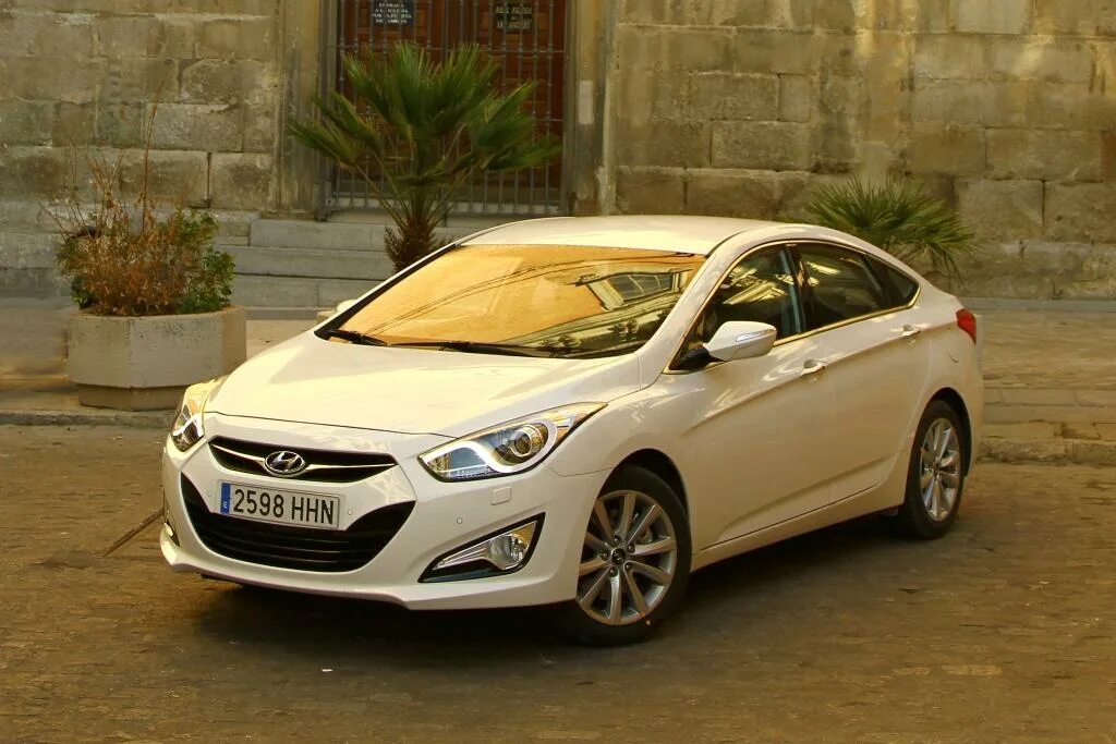 Hyundai i40. Хендай i40 седан. Хендай ай 40. Hyundai i40 купе. Купить хендай ай40