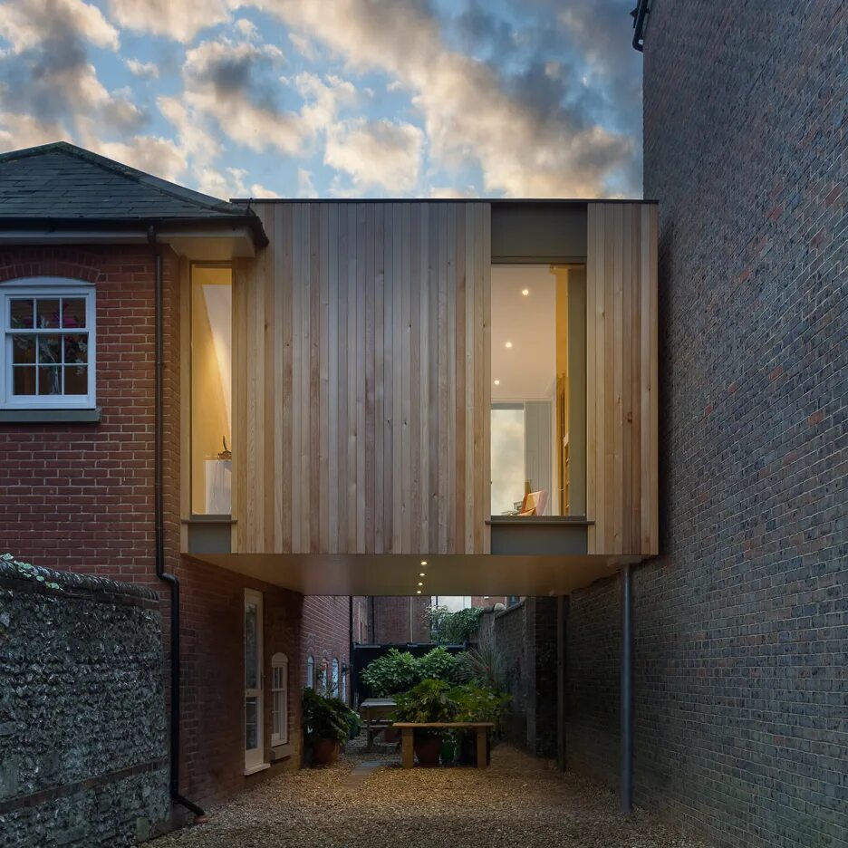 Building extension