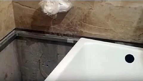 Ванна не достает до стены что делать