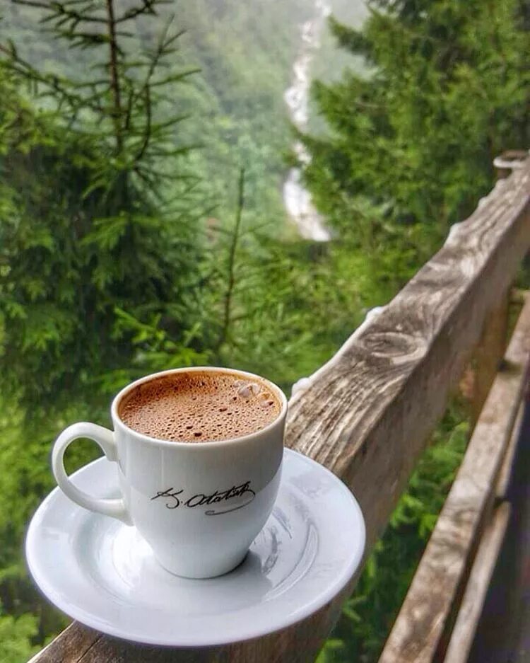 Утро кофе. Доброе утро кофе. С добрым утром с кофе и пожеланием. Доброе утро хорошего кофе картинки