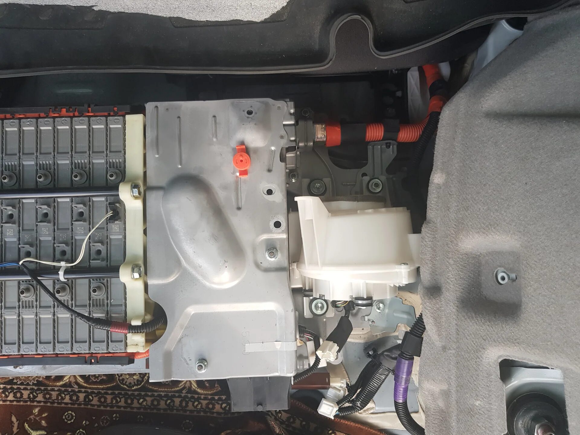 Как снять аккумулятор приус 20 Замена аккумулятор S34B20R Toyota Prius (20), 2005 года расходники DRIVE2