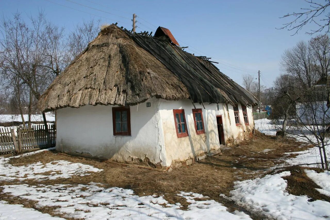 Хата вакансии. Хата Мазанка. Мазанка (село). Украинская деревня с мазанками. Мазанки в Закарпатье.