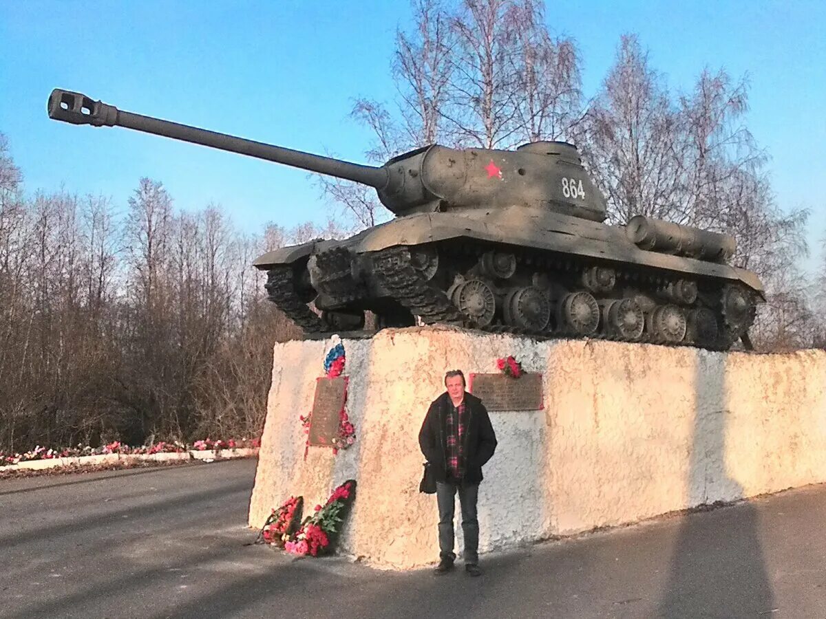 Танк кв-1 колобанова. Подвиг на кв 1. Колобанов танкист подвиг. Танк кв-1 зиновия колобанова. Танк зиновия колобанова.
