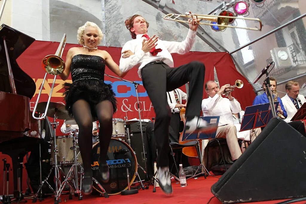 Gunhild carling. Карлинг джаз. gunhild. gunhild carling википедия. gunhild carling &amp; the carling big band - 2015 - harlem joy.