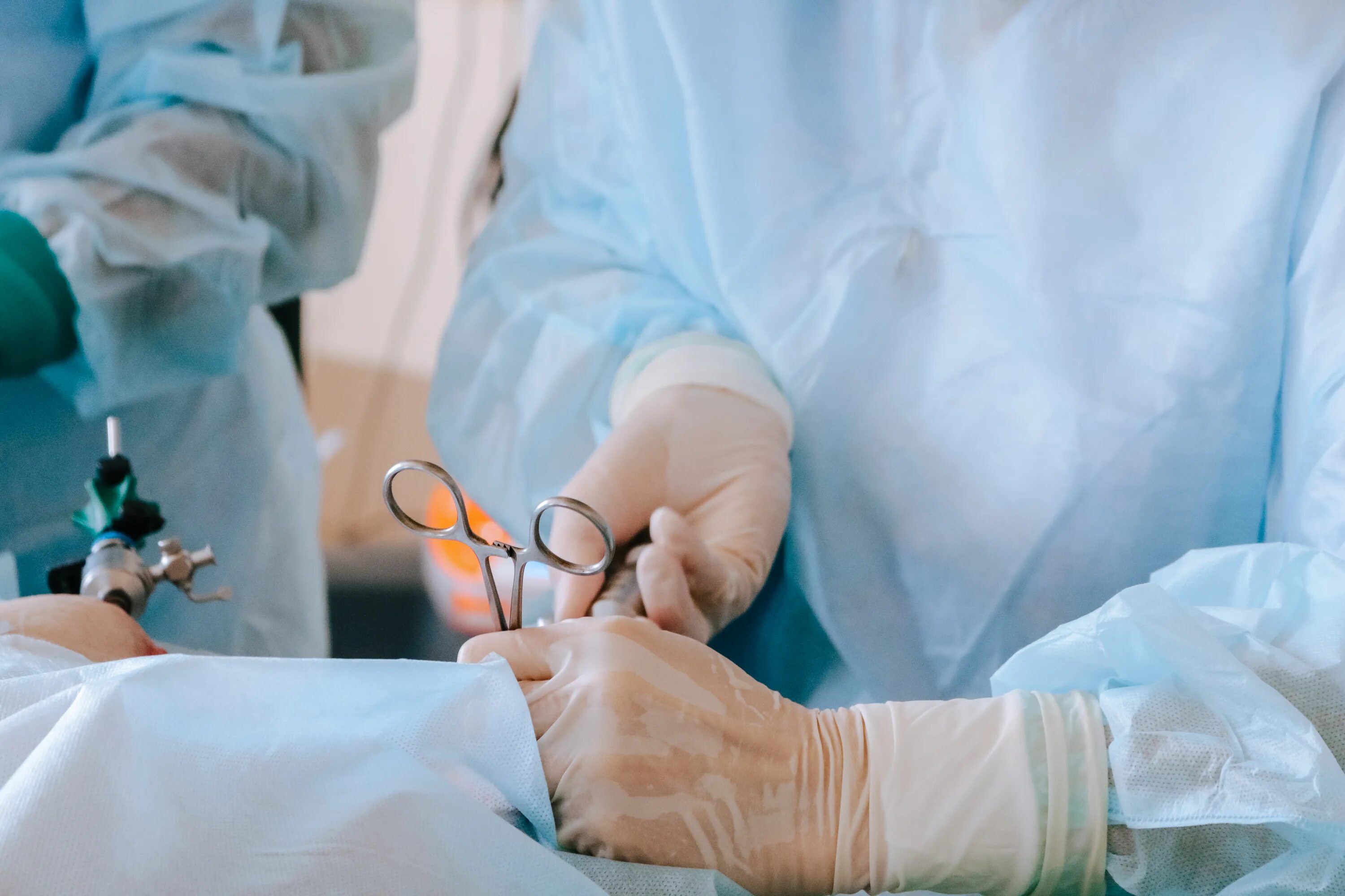 Севастопольский хирург. Севастополь онколог хирург. Главный хирург севастополя. Гукарин хирург севастополь. Севастопольский хирург.