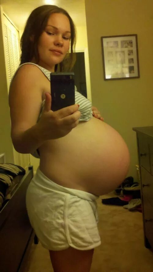 Болит живот 34 недели беременности. Живот на 34 неделе. Живот беременной 34 недели.