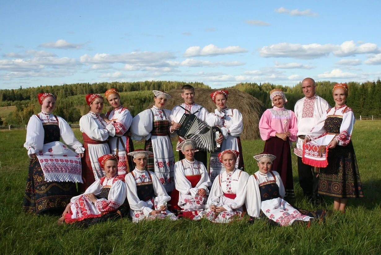 Сайт коми пермяцкого. Народы Пермского края Коми пермяки. Национальный костюм Коми-Пермяков Пермского края. Народы.Коми.Коми.пермяки. Пермский край Национальная одежда Коми Пермяков.