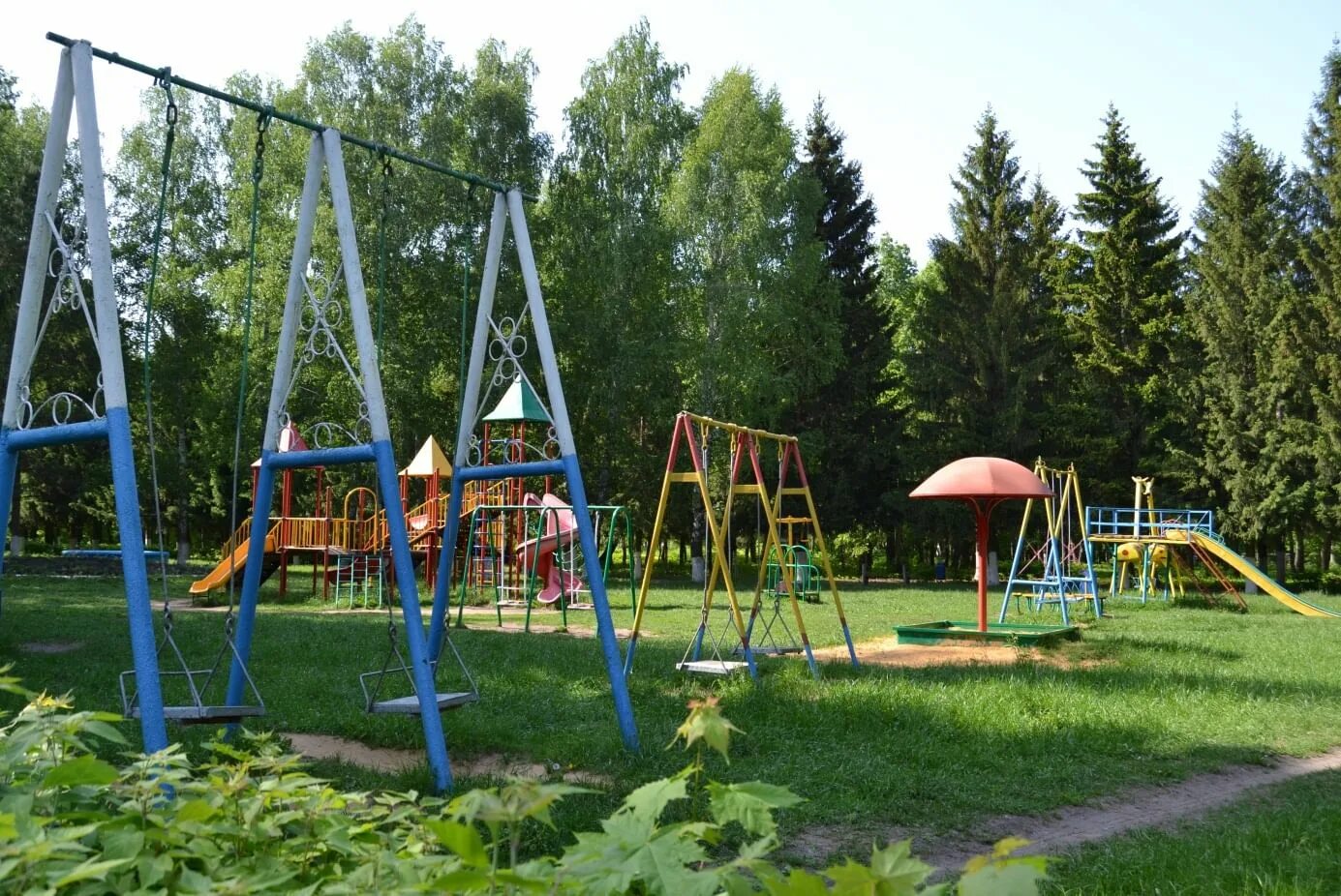 Парк тепло Огаревский район. Парк тепло Огаревского района мемориал. Парк теплое тепло Огаревский район. Поселок Центральный тепло-Огаревского района. П теплое область