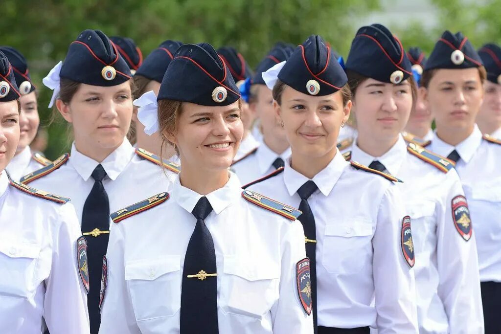 парад мвд кикотя. парадная барнаул. барнаульская кадетская школа. курсанты бюи мвд рф. ползунова 34а екатеринбург.