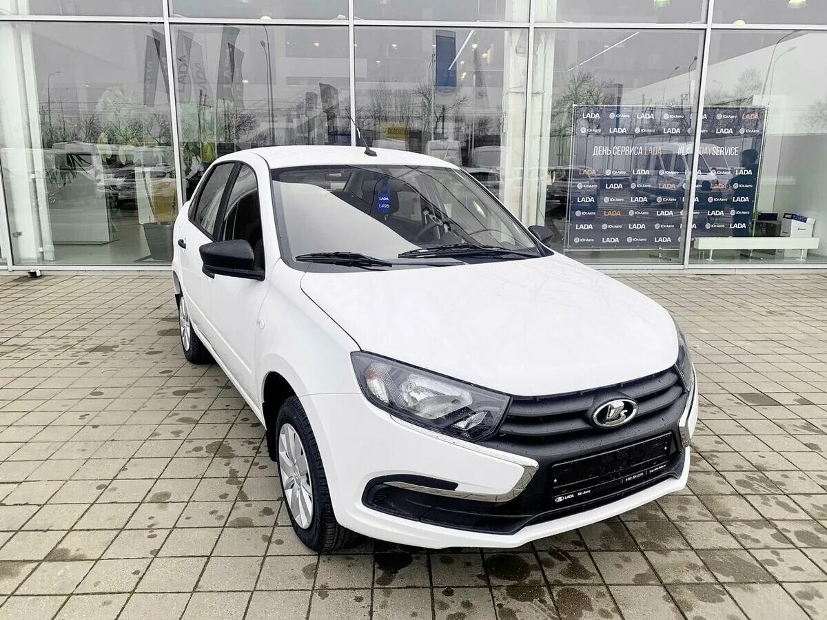Купить б/у Lada (ВАЗ) Granta I Рестайлинг 1.6 AT (98 л.с.) бензин автомат в Екат