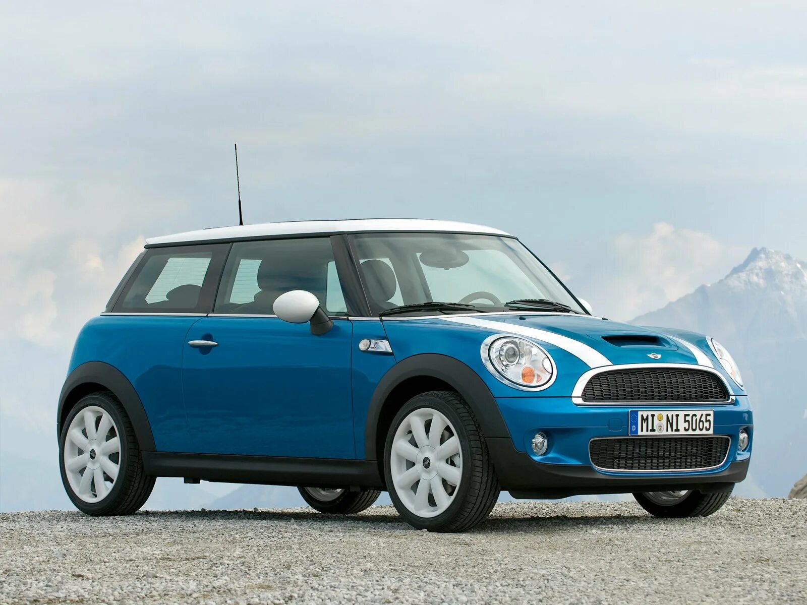 Мини л. Машина мини купер. bmw мини купер. bmw mini cooper s. mini cooper s 2007.