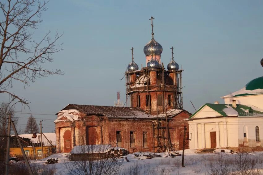 Арефино ярославской рыбинского. Арефино (село, Рыбинский район). Арефино храм Ярославская. Храм в Арефино Рыбинский район Ярославская область. Арефино Рыбинский район Ярославская.